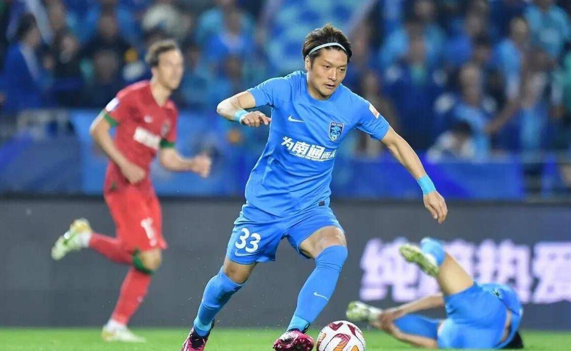 逛街回来的路上，杨若晴兴奋的对骆风棠道。